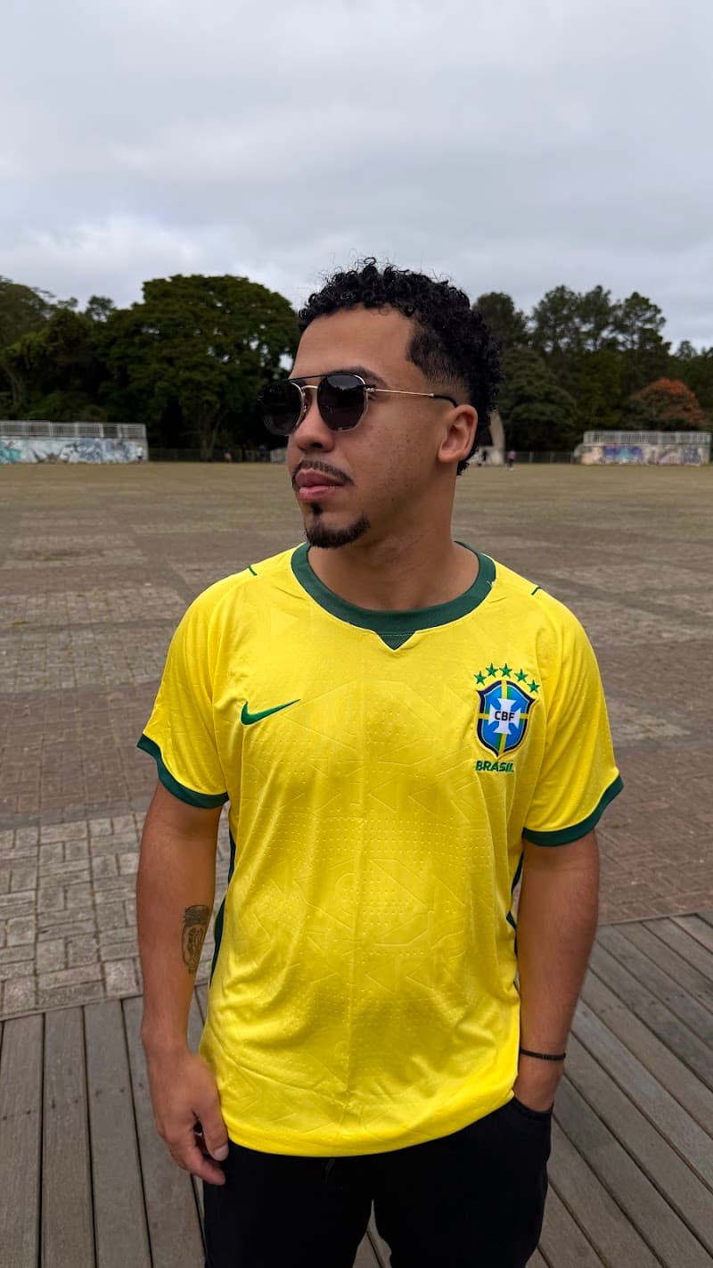 Camiseta Seleção Brasileira - B — verso