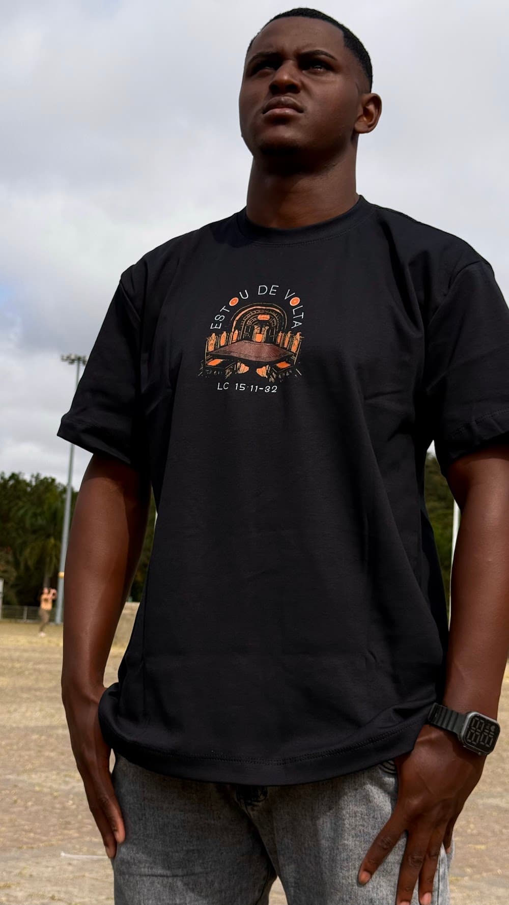 Camiseta De Volta Á Mesa — verso